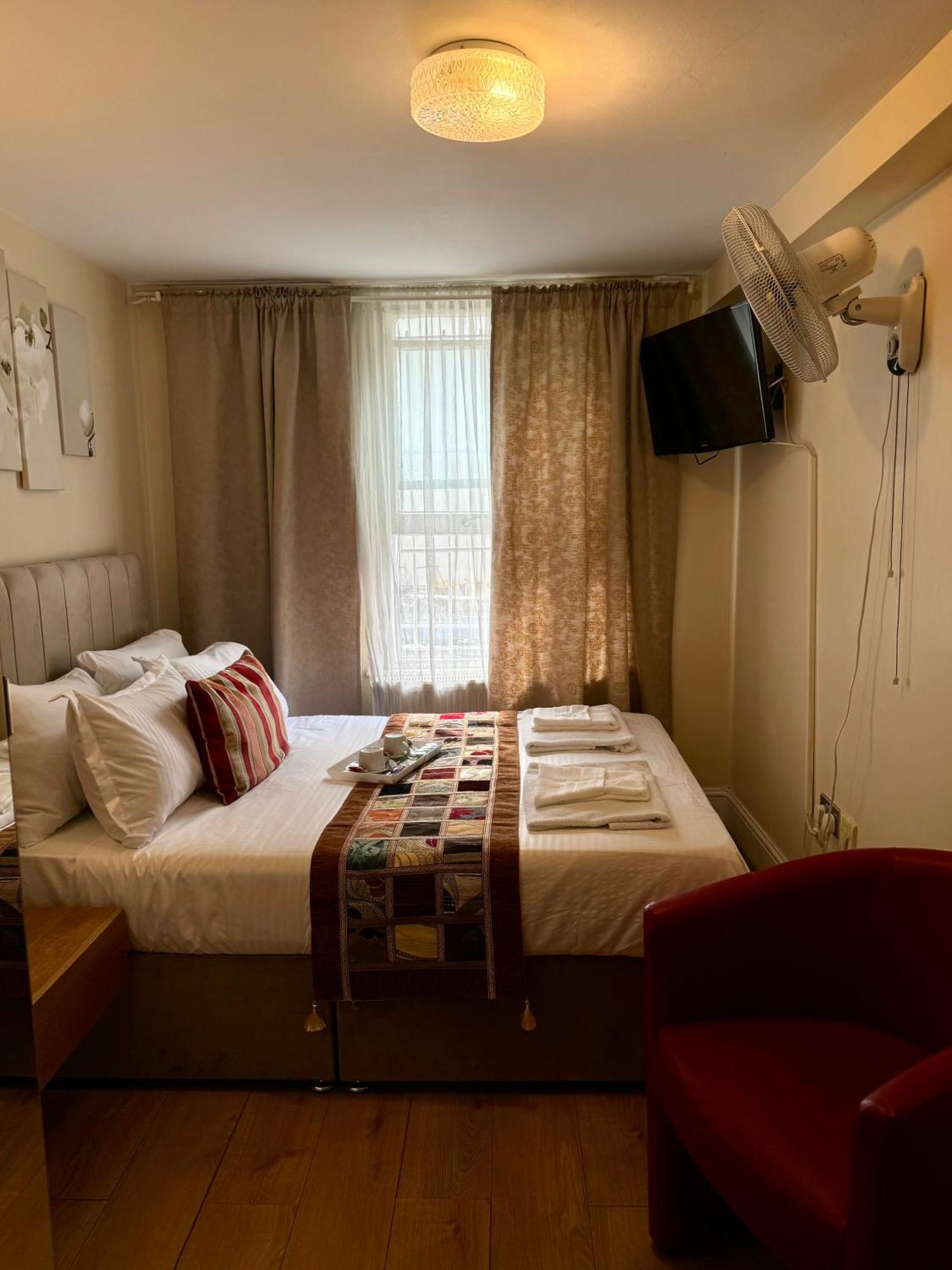 Abc Hyde Park Hotel London Exterior photo